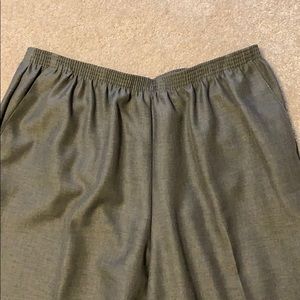 Alfred Dunner Pants - NWOT Grey Dress Pants Alfred Dunner Pants - NWOT Grey Dress Pants